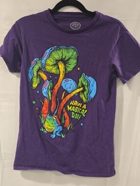 DOM 'Have A Magical Day' Mushroom Frog T-Shirt